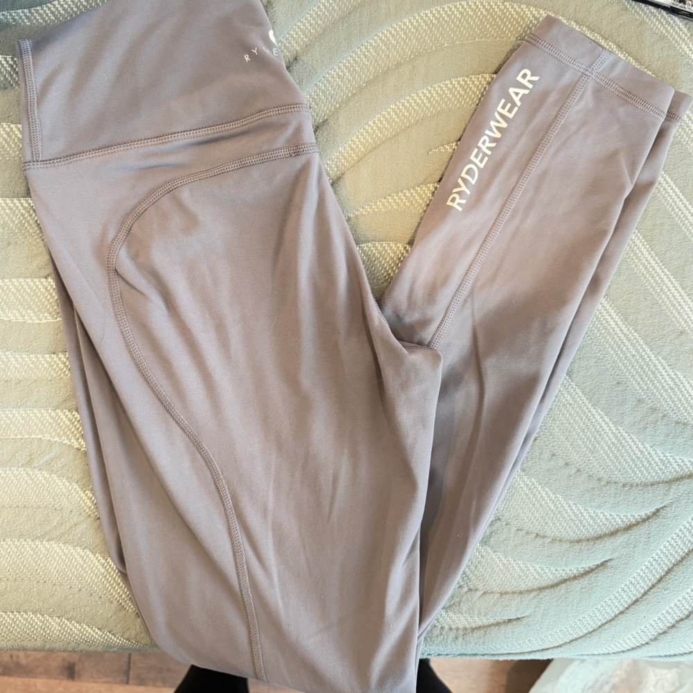 RYDERWEAR Lavender-Mauve High-Rise Active Leggings